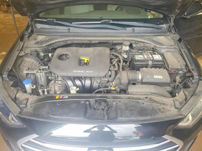Photo 11 from auction – 2017 HYUNDAI ELANTRA with VIN 5NPD84LF1HH045772