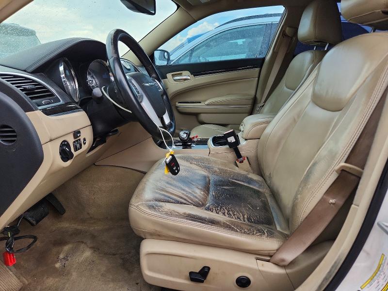 Снимка 7 от търг – 2014 CHRYSLER 300 с VIN 2C3CCAAG1EH105756
