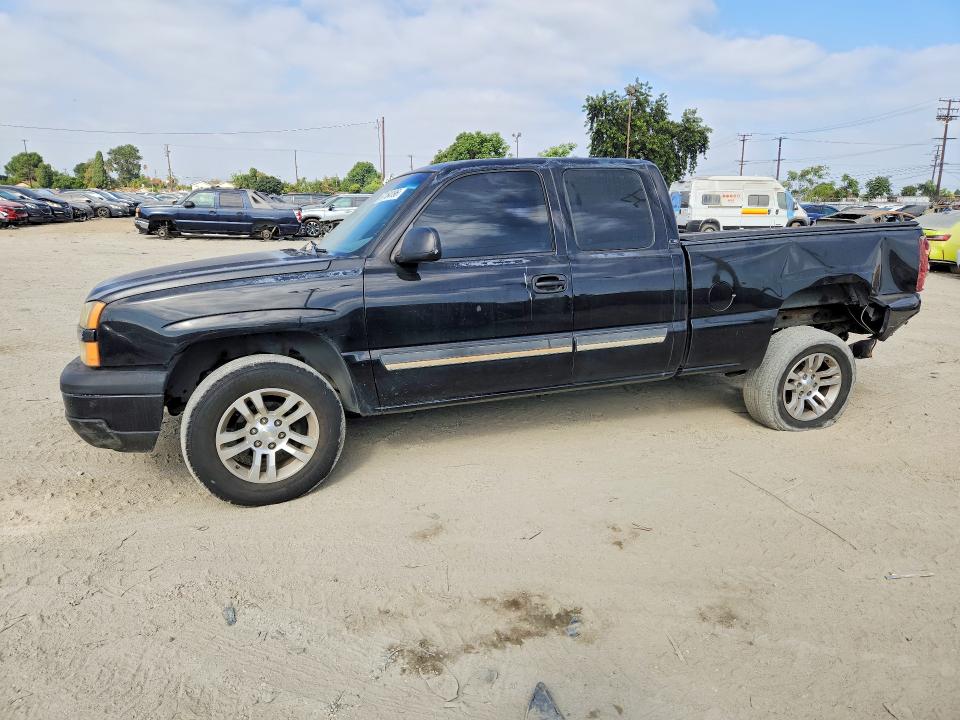 2003 CHEVROLET SILVERADO - Търг №67164196
