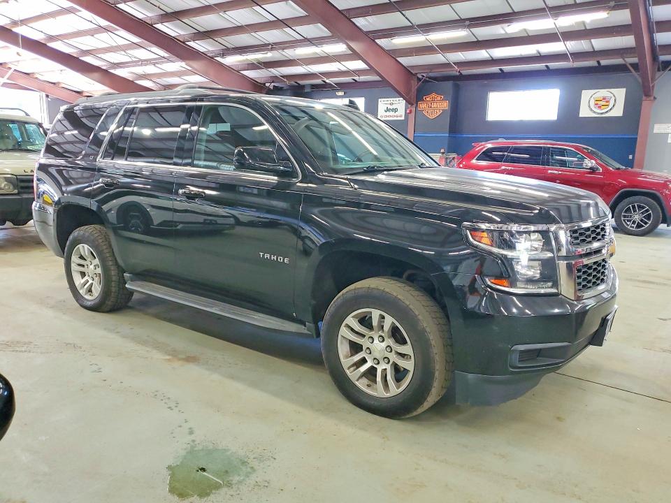 Photo 4 from auction – 2017 CHEVROLET TAHOE with VIN 1GNSKBKC0HR274416