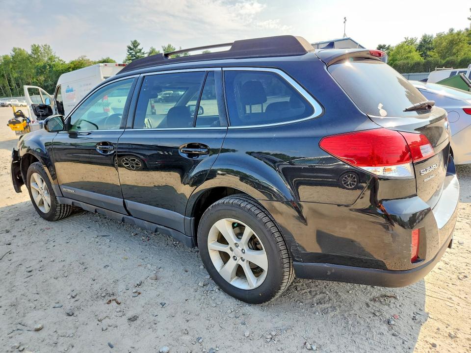 Photo 2 from auction – 2014 SUBARU OUTBACK with VIN 4S4BRBDC3E3233239