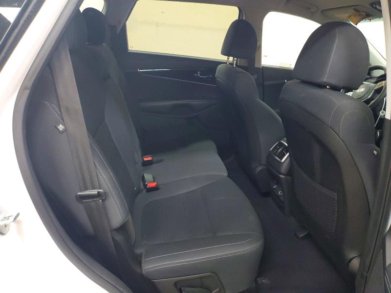 Photo 11 from auction – 2019 KIA SORENTO with VIN 5XYPGDA39KG462502