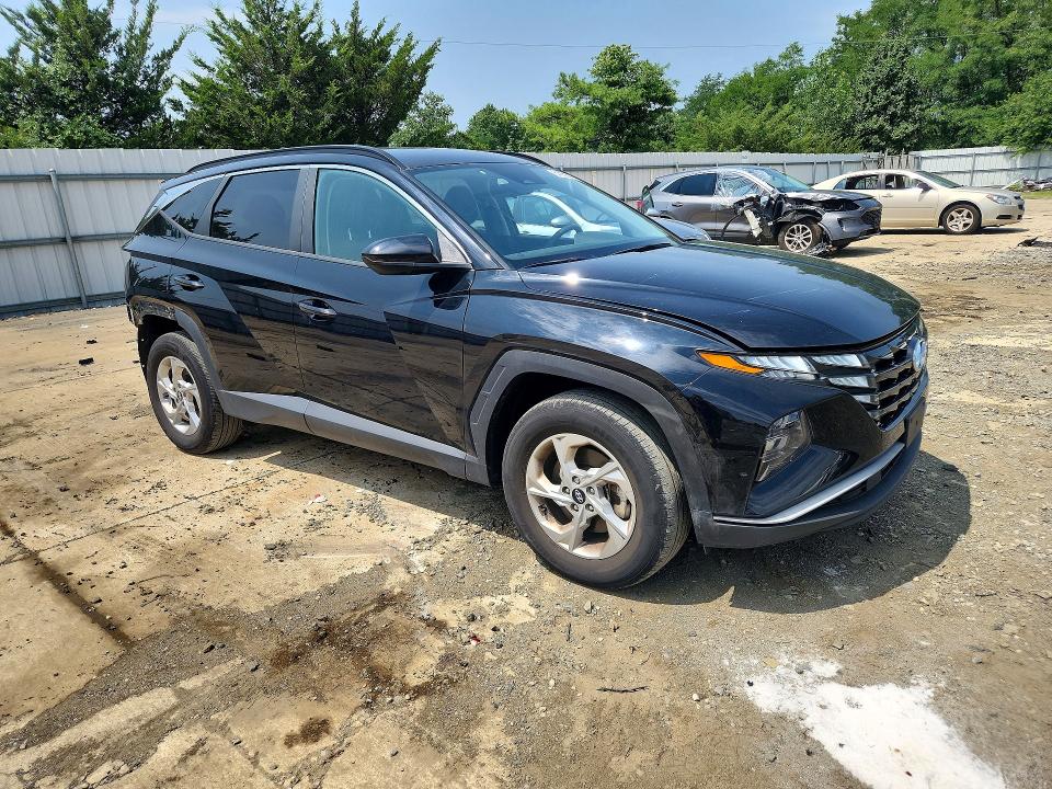 Photo 4 from auction – 2024 HYUNDAI TUCSON with VIN 5NMJBCDE0RH400854