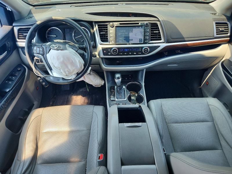 صورة رقم 8 من المزاد - 2015 TOYOTA HIGHLANDER مع VIN 5TDDKRFH1FS111319