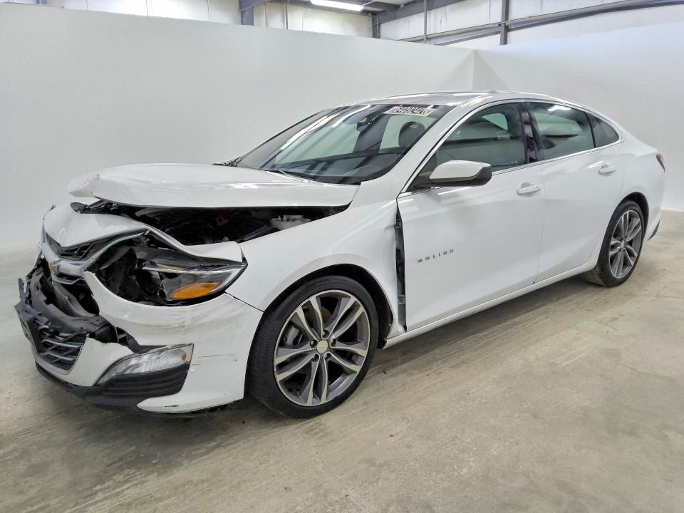 CHEVROLET MALIBU 2021 with VIN 1G1ZD5ST3MF051889 - Photo from auction