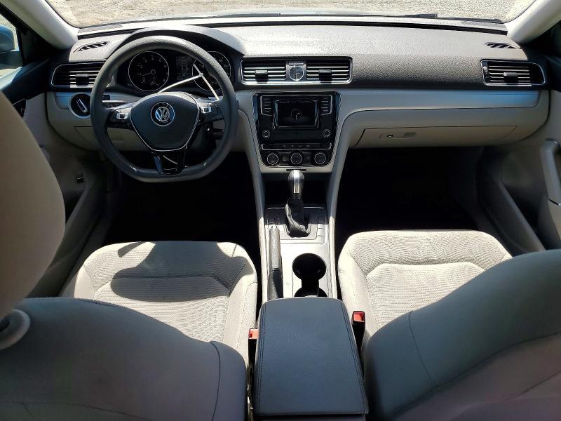 Photo 8 from auction – 2017 VOLKSWAGEN PASSAT with VIN 1VWAT7A3XHC080699