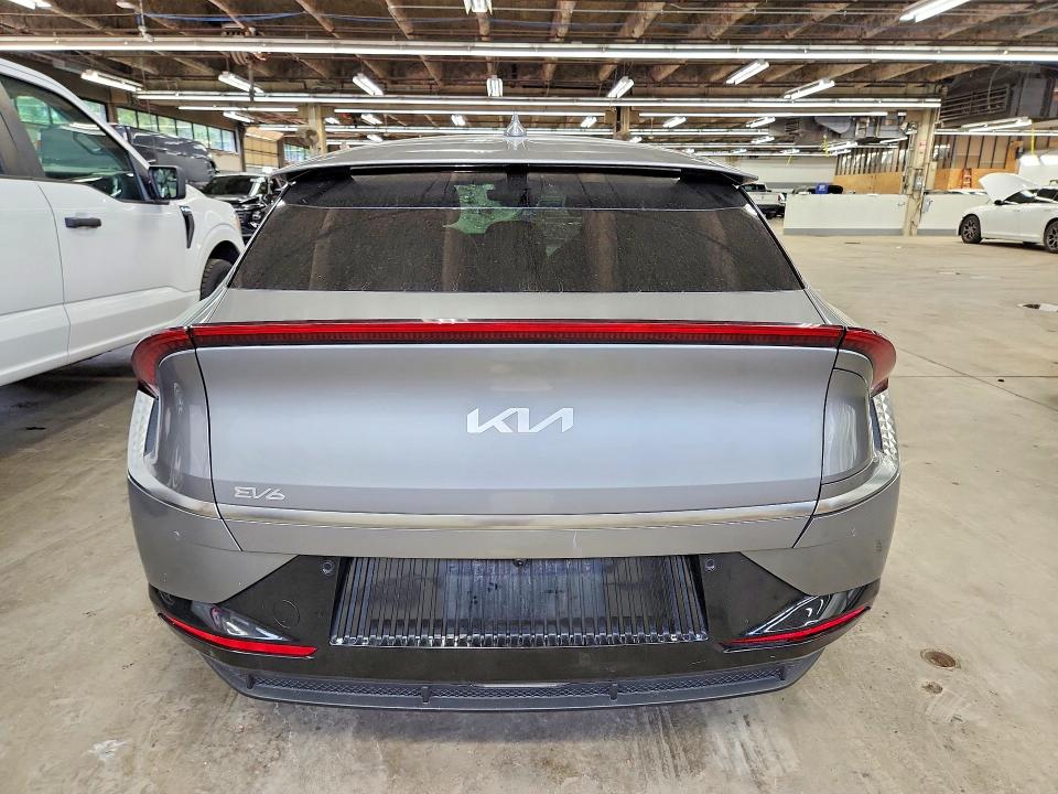 Photo 6 from auction – 2023 KIA EV6 with VIN KNDC34LA6P5158467