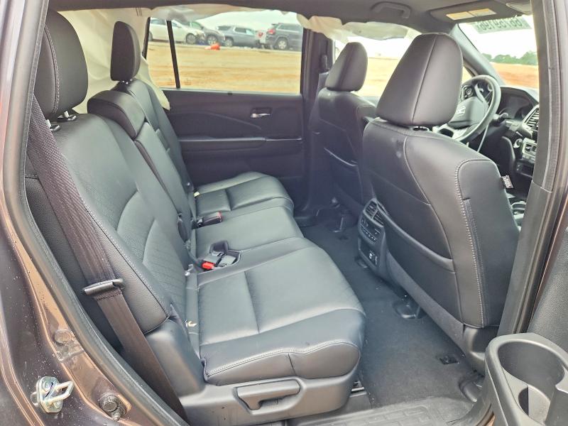 Photo 10 from auction – 2020 HONDA PASSPORT with VIN 5FNYF8H05LB020609