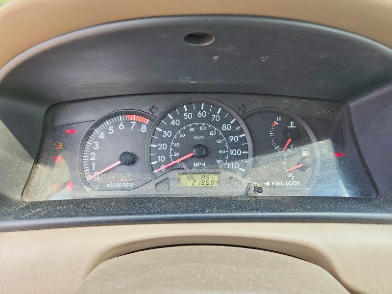 Photo 9 from auction – 2004 TOYOTA COROLLA with VIN 1NXBR32E04Z233122