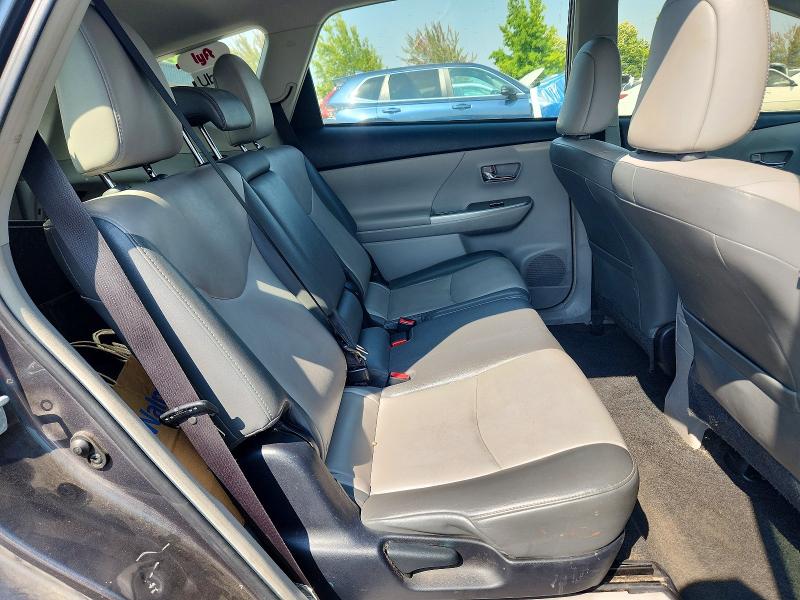 Photo 10 from auction – 2015 TOYOTA PRIUS V with VIN JTDZN3EU8FJ020313