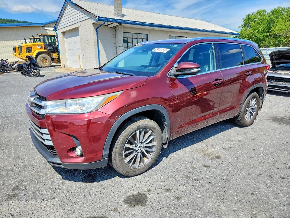 TOYOTA HIGHLANDER 2017 with VIN 5TDJZRFH7HS384198 - Photo from auction