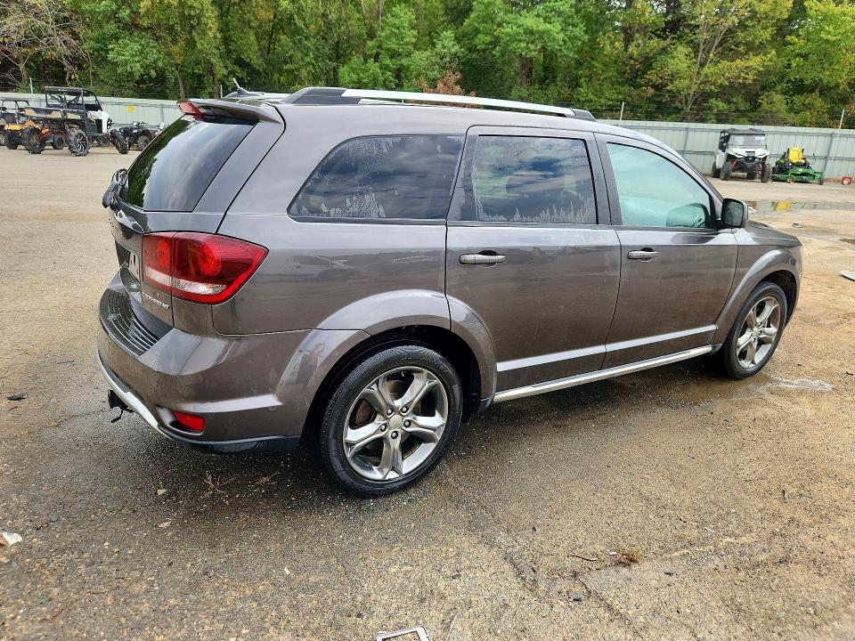 Zdjęcie 3 z aukcji – 2016 DODGE JOURNEY z VIN 3C4PDCGB1GT240490