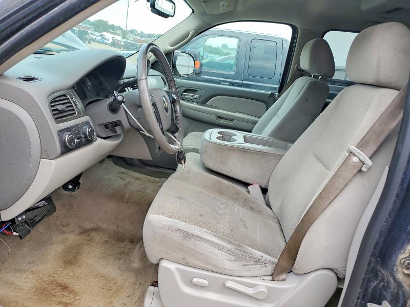 Photo 7 from auction – 2007 CHEVROLET SUBURBAN with VIN 1GNFK16317J205205