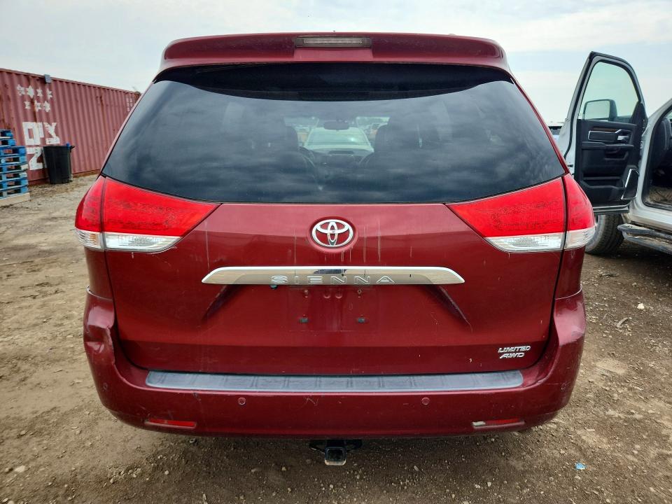 Photo 6 from auction – 2012 TOYOTA SIENNA with VIN 5TDDK3DC1CS035861