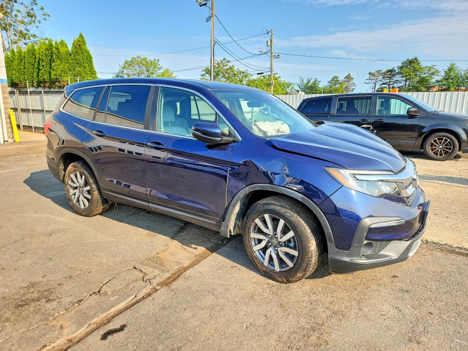 Photo 4 from auction – 2019 HONDA PILOT with VIN 5FNYF6H51KB028561