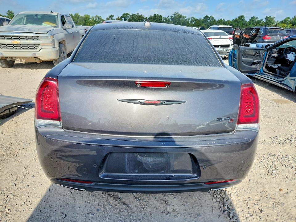 Photo 6 from auction – 2022 CHRYSLER 300 with VIN 2C3CCABG5NH158605