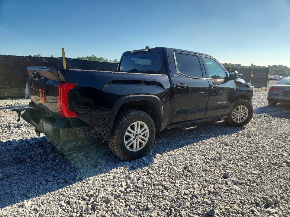 صورة رقم 3 من المزاد - 2024 TOYOTA TUNDRA مع VIN 5TFLA5DBXRX146008