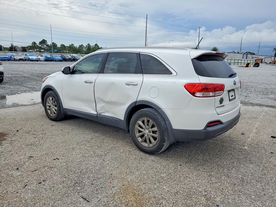 Photo 2 from auction – 2016 KIA SORENTO with VIN 5XYPG4A38GG091484