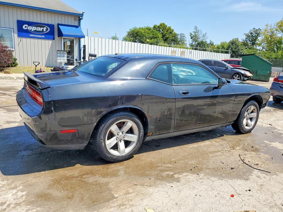 Photo 3 from auction – 2010 DODGE CHALLENGER with VIN 2B3CJ4DV0AH259982