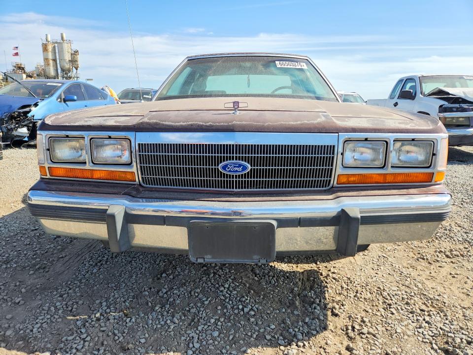 Photo 5 from auction – 1990 FORD CROWN VICTORIA with VIN 2FACP74F1LX162103