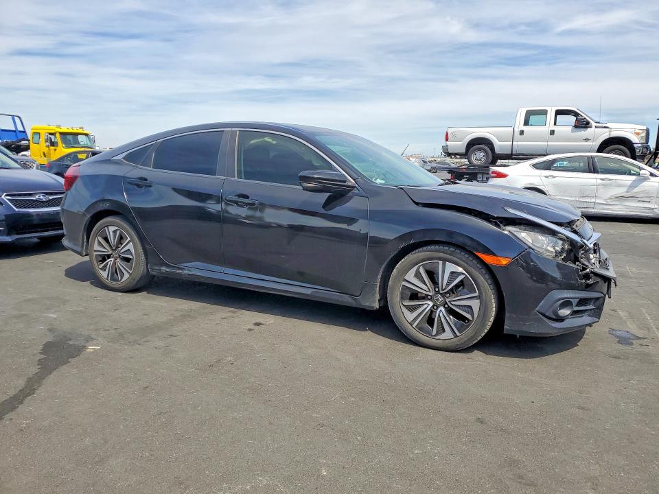 Photo 4 from auction – 2018 HONDA CIVIC with VIN JHMFC1F37JX001162