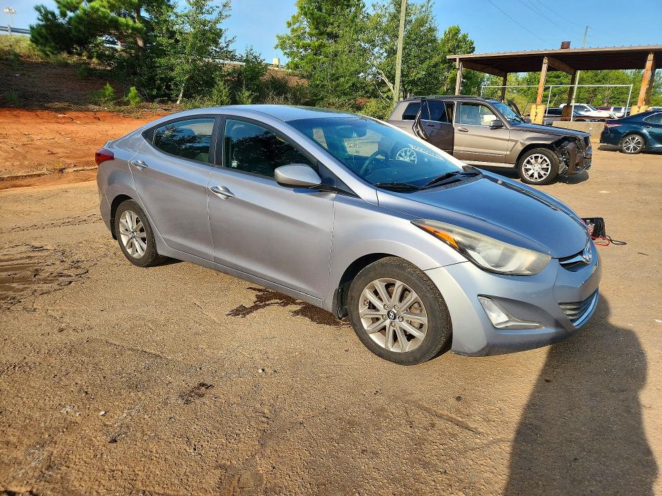 Photo 4 from auction – 2015 HYUNDAI ELANTRA with VIN 5NPDH4AE1FH605992