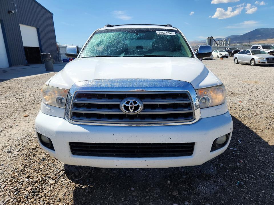 Photo 5 from auction – 2012 TOYOTA SEQUOIA with VIN 5TDJY5G17CS061775