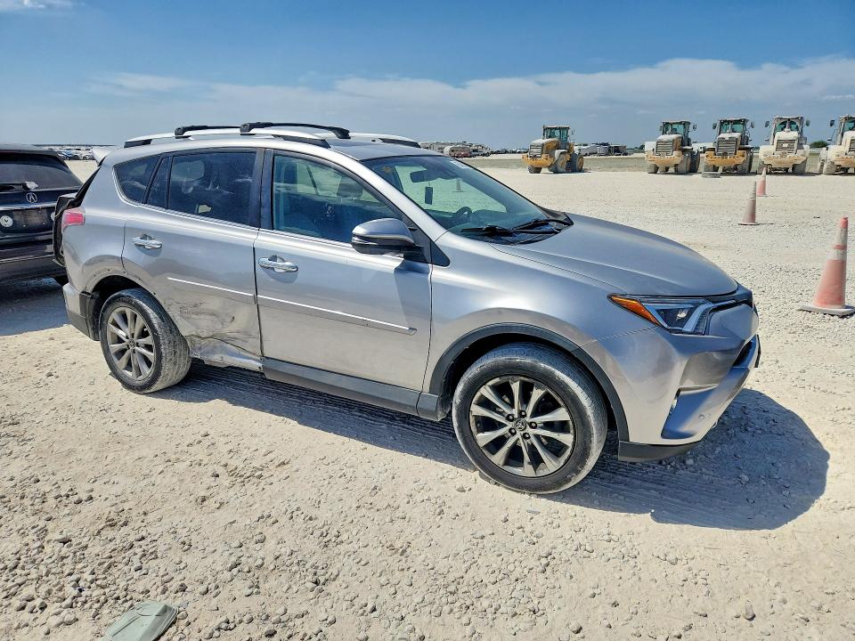 Zdjęcie 4 z aukcji – 2016 TOYOTA RAV4 z VIN 2T3YFREV2GW300154