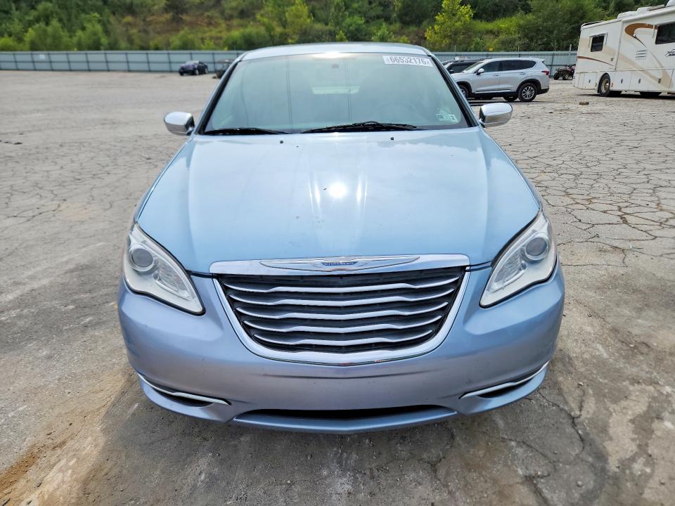Photo 5 from auction – 2013 CHRYSLER 200 with VIN 1C3CCBCG7DN555498