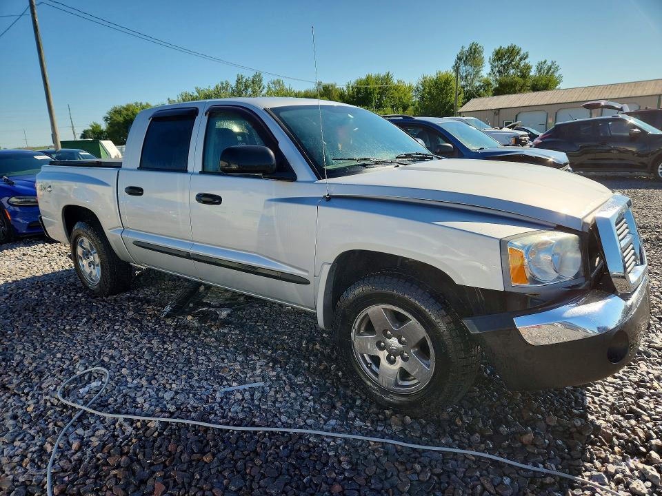 Photo 4 from auction – 2005 DODGE DAKOTA with VIN 1D7HW48N25S152176