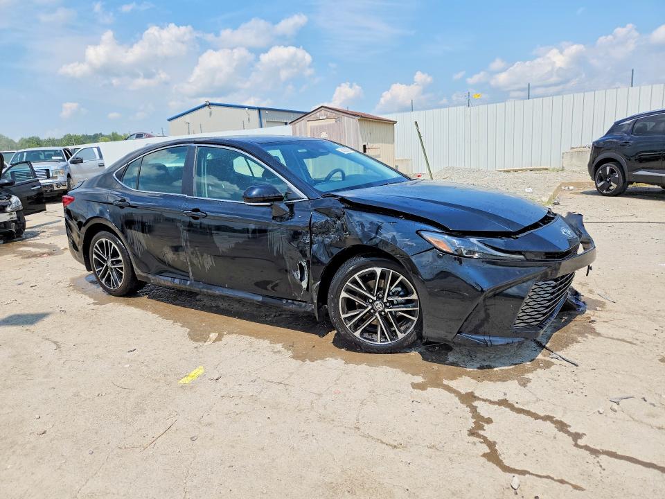 Photo 4 from auction – 2026 TOYOTA CAMRY with VIN 4T1DAACK2TU671079