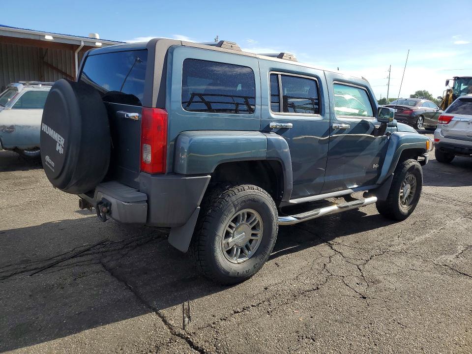Photo 3 from auction – 2006 HUMMER H3 with VIN 5GTDN136568323584