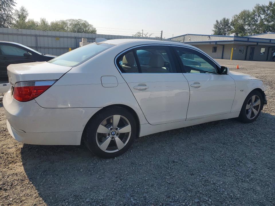 Photo 3 from auction – 2007 BMW 525 with VIN WBANF33597CW70455