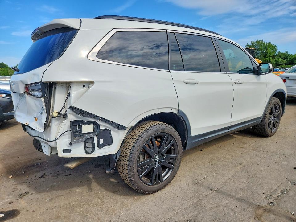 Photo 3 from auction – 2022 HONDA PILOT with VIN 5FNYF6H22NB060042