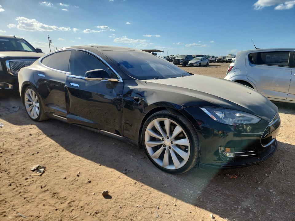 Photo 4 from auction – 2013 TESLA MODEL S with VIN 5YJSA1DP2DFP11600