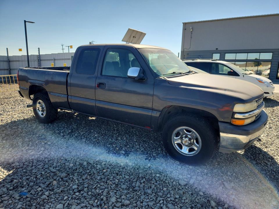 Photo 4 from auction – 2001 CHEVROLET SILVERADO with VIN 1GCEK19V01E127761