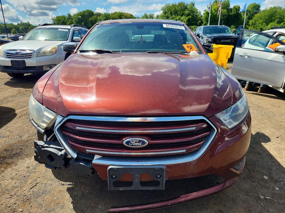Photo 5 from auction – 2015 FORD TAURUS with VIN 1FAHP2F85FG152076