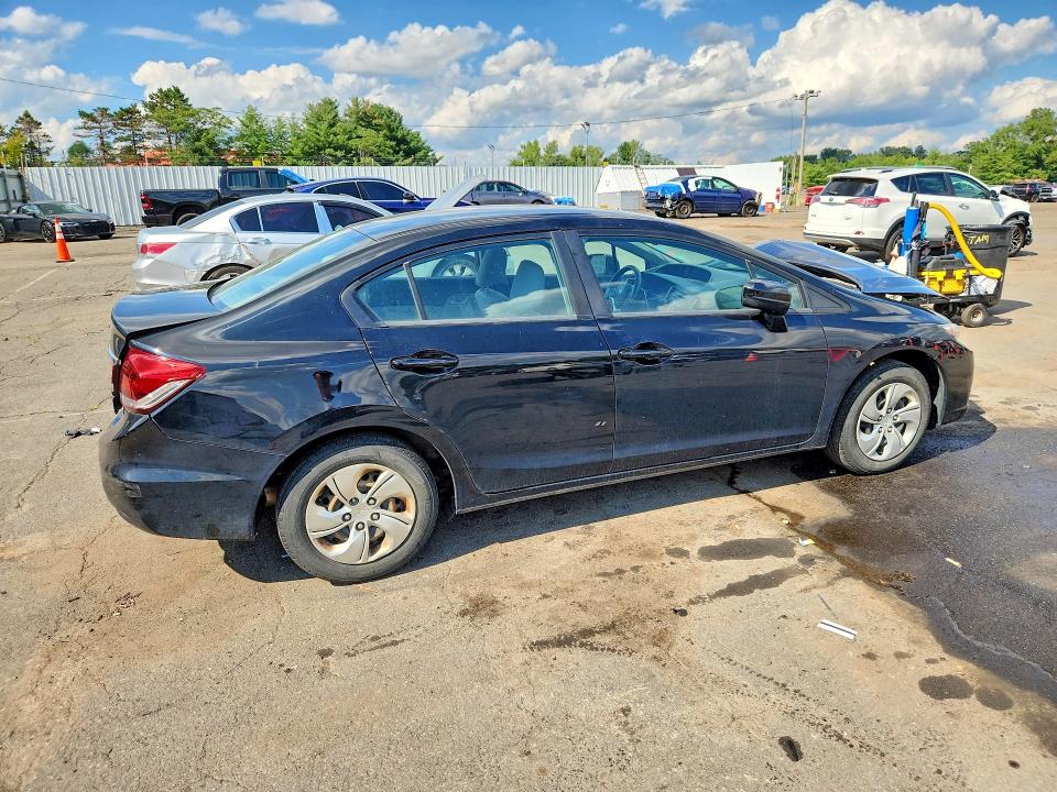 Снимка 3 от търг – 2014 HONDA CIVIC с VIN 2HGFB2F53EH544712