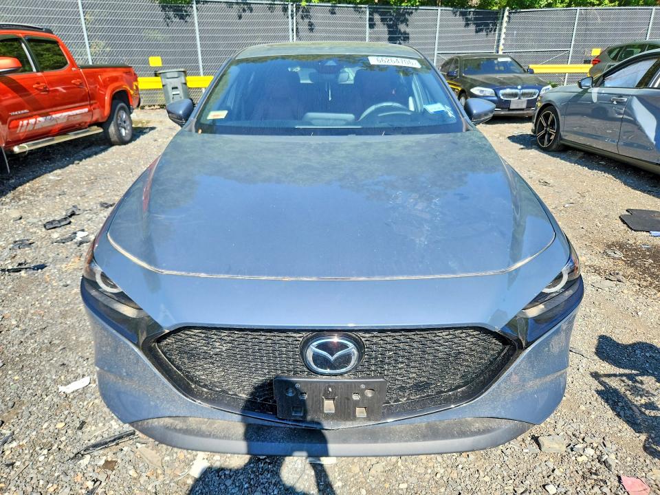 Photo 5 from auction – 2021 MAZDA 3 with VIN JM1BPAML1M1324864