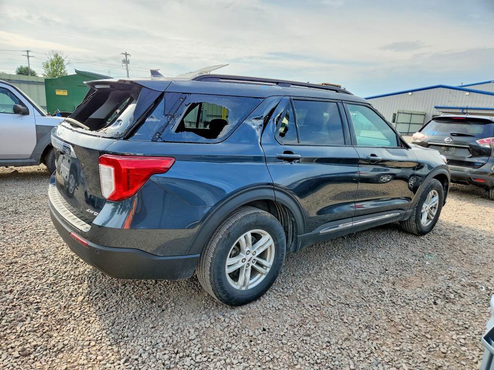 Photo 3 from auction – 2022 FORD EXPLORER with VIN 1FMSK8DHXNGB92328