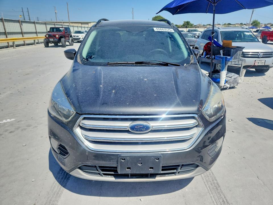 Photo 5 from auction – 2018 FORD ESCAPE with VIN 1FMCU0GD4JUA96845