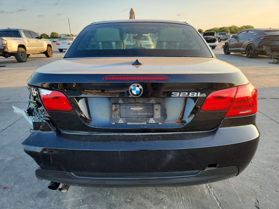 Photo 6 from auction – 2013 BMW 328 with VIN WBADW3C57DE824625