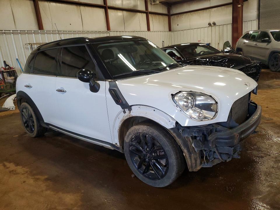 Photo 4 from auction – 2015 MINI COOPER with VIN WMWZC5C57FWM19016