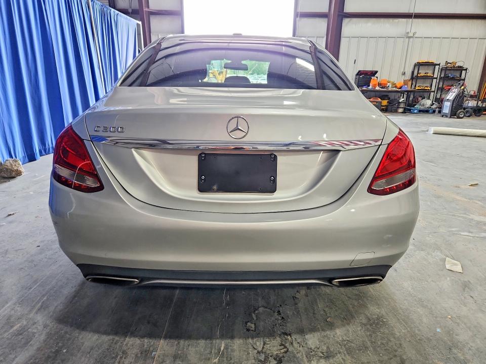 Photo 6 from auction – 2016 MERCEDES-BENZ C with VIN 55SWF4JB6GU162645