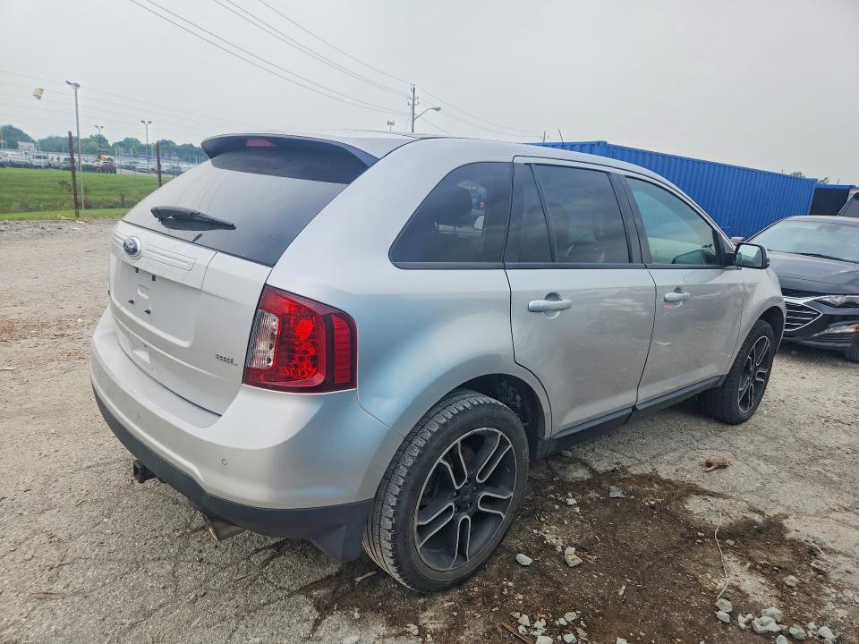 Photo 3 from auction – 2013 FORD EDGE with VIN 2FMDK3JC7DBC10875