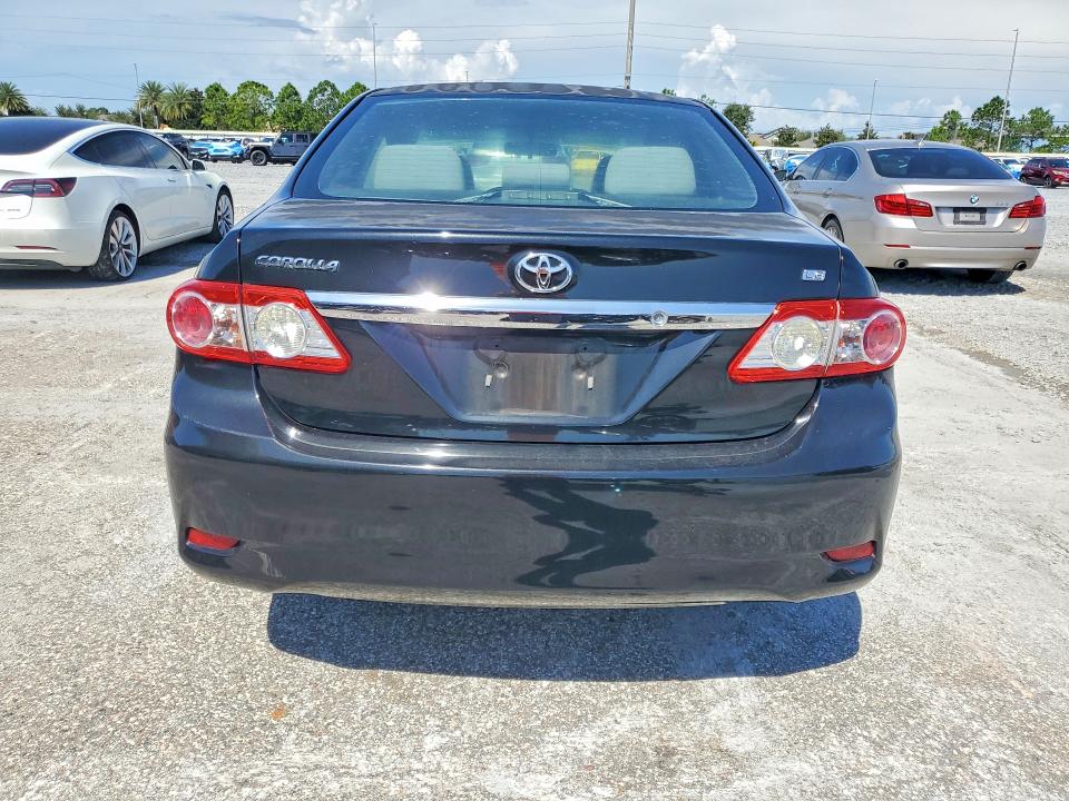 Photo 6 from auction – 2011 TOYOTA COROLLA with VIN 2T1BU4EE7BC711776