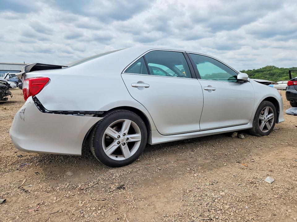 Photo 3 from auction – 2012 TOYOTA CAMRY with VIN 4T1BF1FK7CU027873