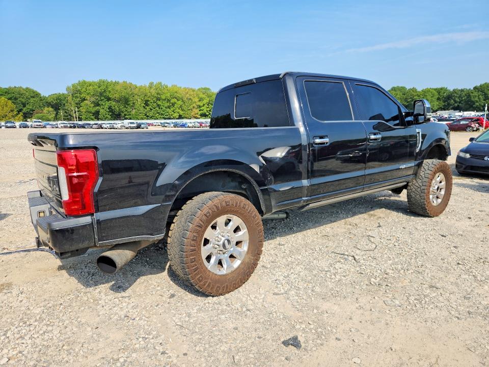 Photo 3 from auction – 2017 FORD F250 with VIN 1FT7W2BTXHEB47327