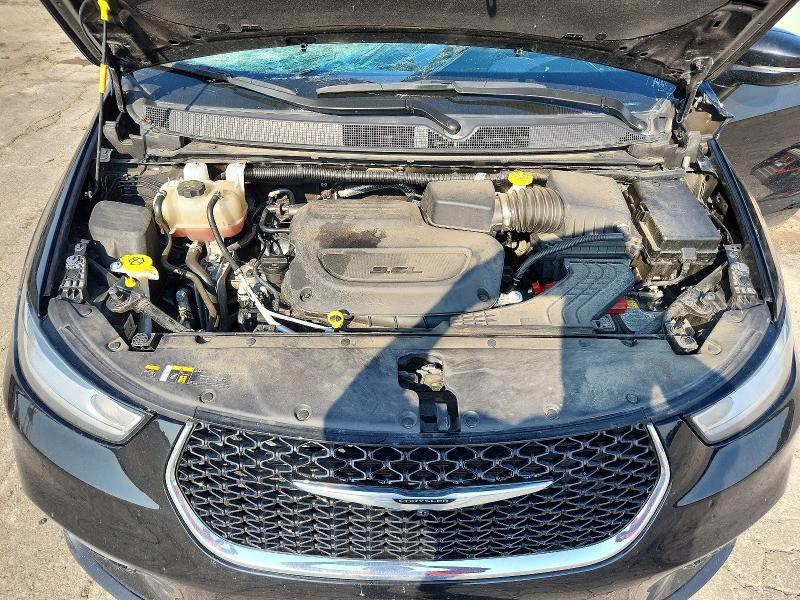 Photo 12 from auction – 2025 CHRYSLER PACIFICA with VIN 2C4RC1BGXSR506829