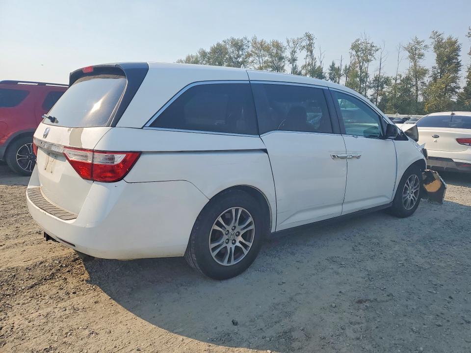 Photo 3 from auction – 2012 HONDA ODYSSEY with VIN 5FNRL5H43CB028271